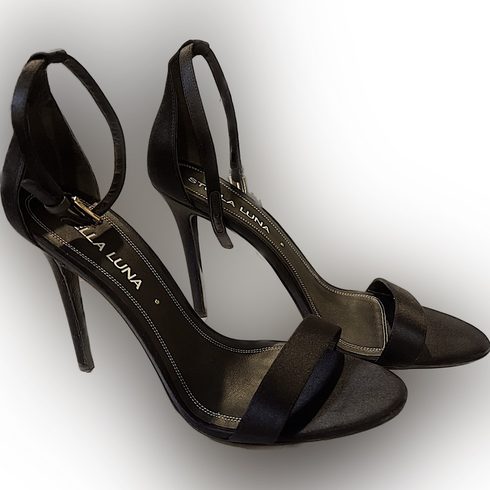 Stella Luna, cloth sandals
